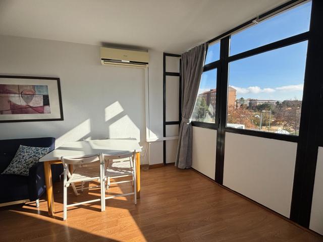 Buenavista. Apartamento AMUEBLADO con 1 dormitorio y 1 baño, reformado, muy luminoso