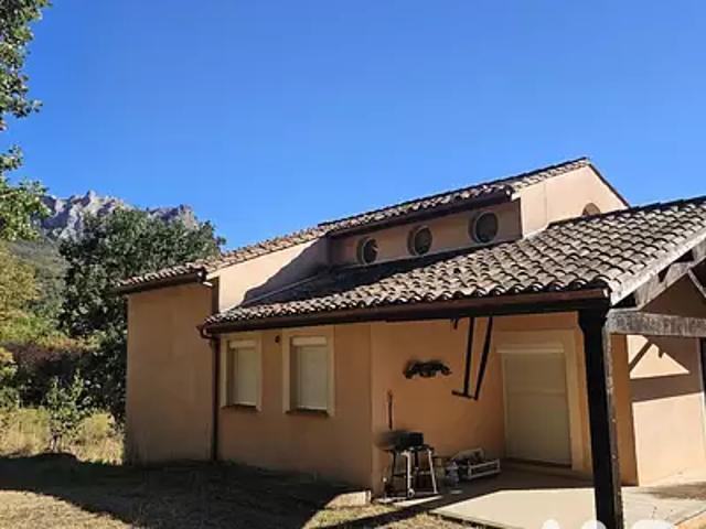 Bugarach 11190 Achat / Vente maison 5 pièces t5 terrasse cave