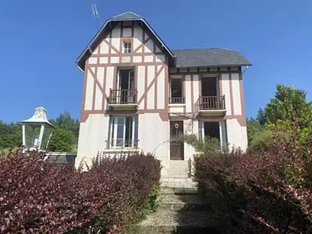 Bugeat 19170 Achat / Vente maison 6 pièces t6 terrasse parking