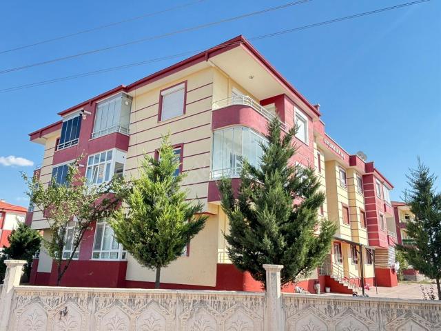 Buhara Mah. Abdülhamit Han Caddesine Yakın 3+1 Satılık Daire