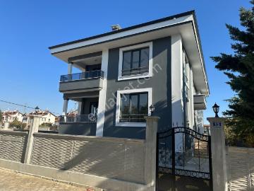 Buhara Mahallesi Ayrı Girişli Çok Temiz Müstakil Daire