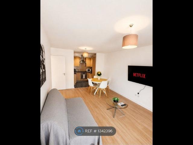 Buick House, Kingston Upon Thames KT2, 1 bed flat to rent, £1,800 pcm | PrimeLocation