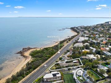 Build the home of your dreams in prime beachfront position