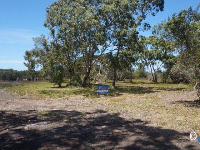 BUILD UP & ENJOY THE VIEWS OF LAKE REEVE!
