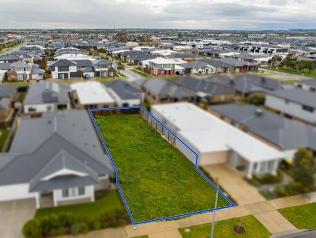 Build you future in the heart of Armstrong Creek