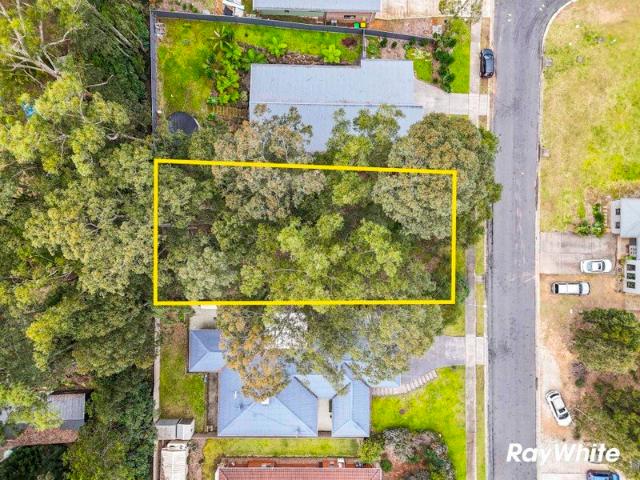 BUILD YOUR COASTAL DREAM IN SOUGHT AFTER LONG BEACH.