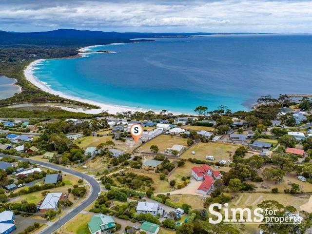 Build Your Coastal Escape with Water Views in Beautiful Binalong Bay