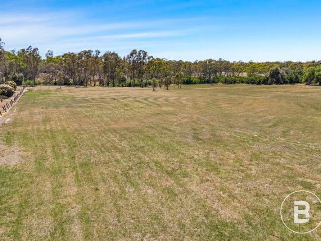 Build Your Dream on Five Acres of Great Western