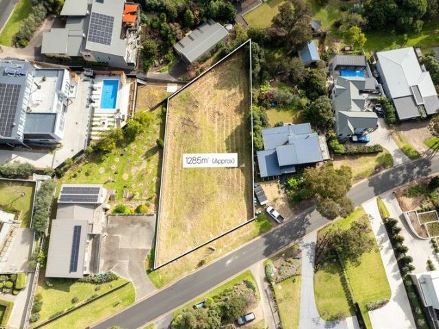 Build Your Dream Amidst Spectacular Bay Views