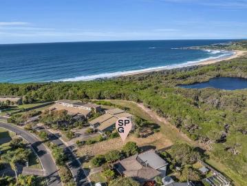 Build Your Dream Home by the Sea!