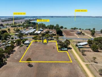 Build your dream home here!