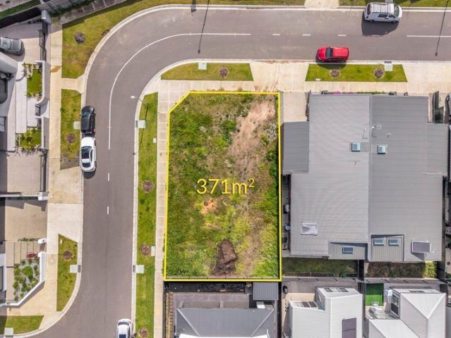 Build Your Dream Home in a Sought After Greenvale Setting