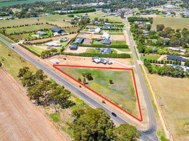 Build Your Dream Home In Beautiful Barooga