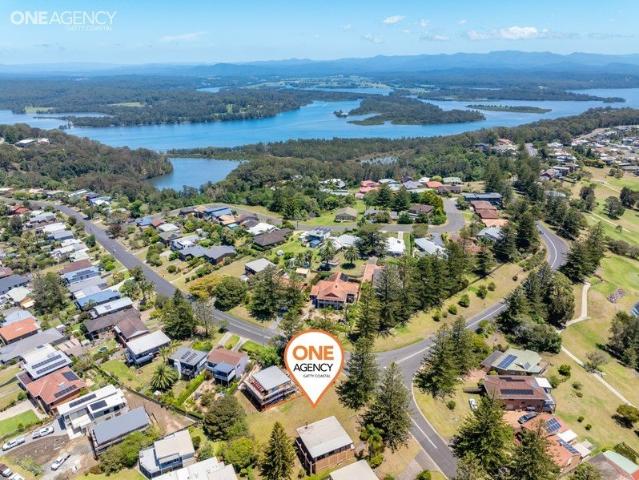 Build your dream home in wonderful Tuross Head.