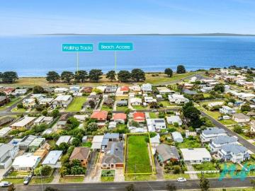 Build Your Dream Home Only 300m to the Beach!
