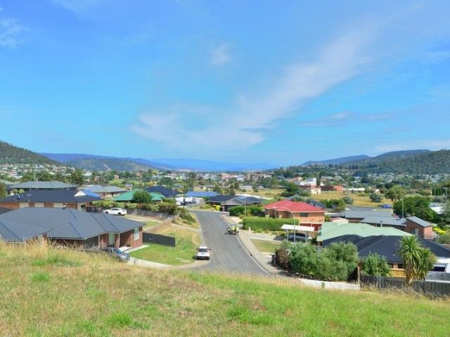 Build Your Dream Home or a Great Multiple Build Opportunity