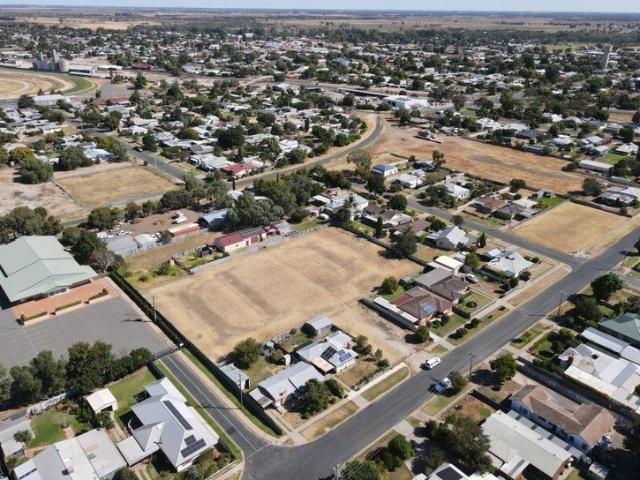Build Your Dream Home or Subdivide