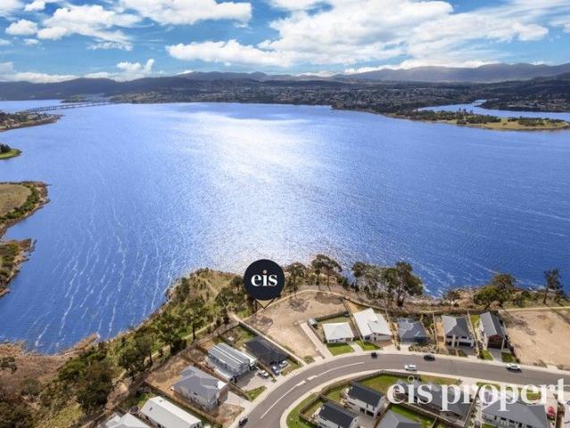 Build Your Dream Home with Views, Lifestyle & Convenience