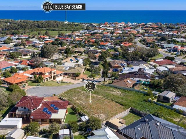 Build Your Dream Home with Ocean Views on 784m²