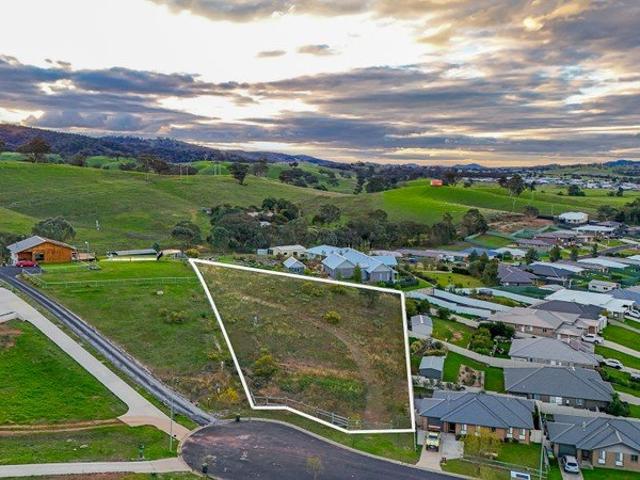 Build Your Dream Home with Panoramic Mudgee Views