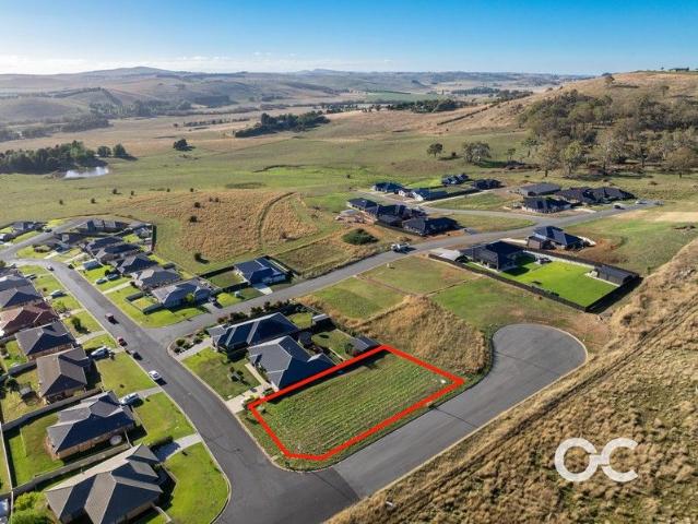 Build Your Dream Home with Stunning Views 1007m² in Blayney