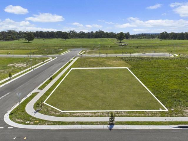Build Your Dream in Equinox Estate