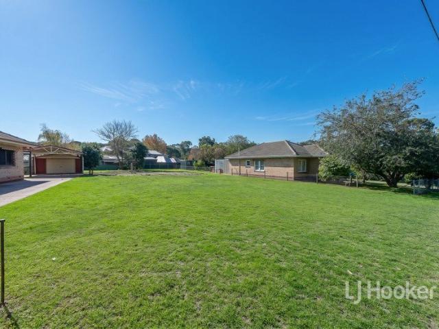 Build Your Dream in Historic Hahndorf