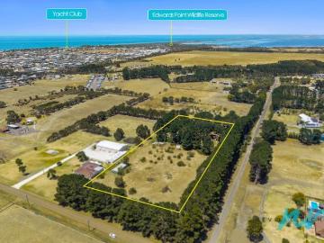 Build Your Dream Lifestyle Home in a Rural Setting
