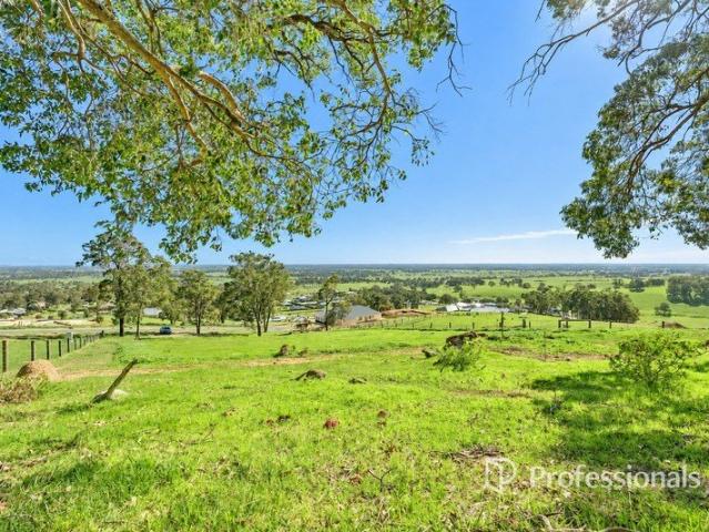 Build Your Dream Lifestyle on 5778 sqm of Premium Roelands Land