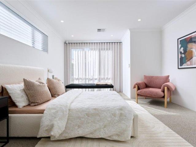 Build your dream 4 bed 2 bath home in this ideal urban location!