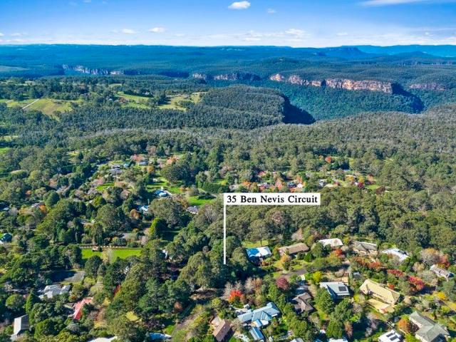 Build Your Way to Privacy and Seclusion in a Beautiful Natural Setting