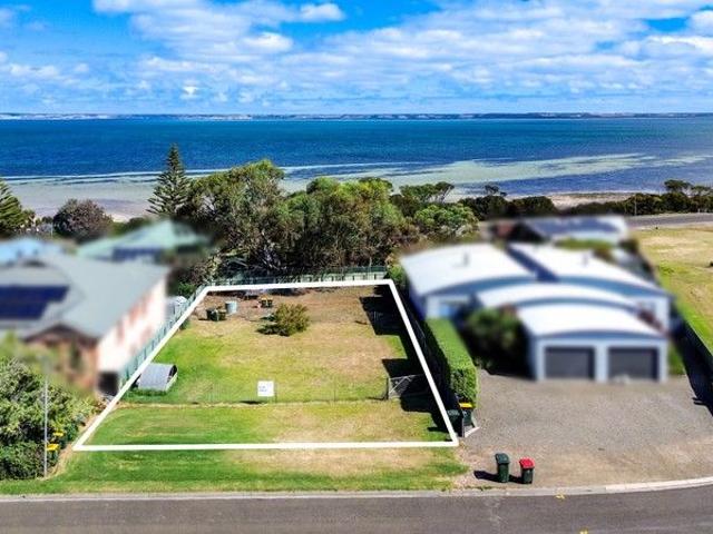 Build and enjoy! Coastal living can be your reality!