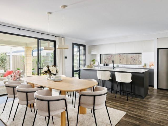BUILD THIS TURNKEY HOME IN BANKSIA GROVE WITH MICHAEL ZEIN!