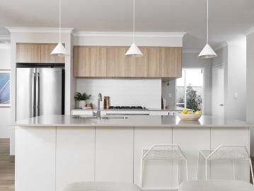 BUILD IN LAKELANDS WITH ALANA NGUYEN
