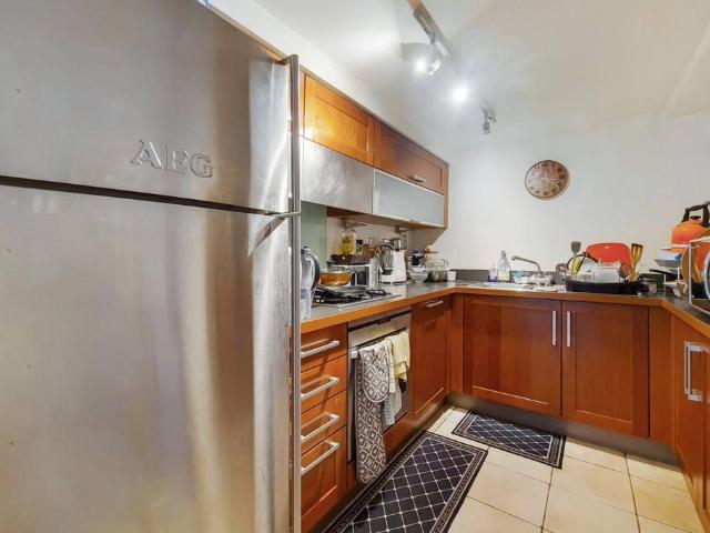 Building 36, Marlborough Road, London, SE18 6XD, United Kingdom | 2 bed duplex for rent #135866191 | Rentberry