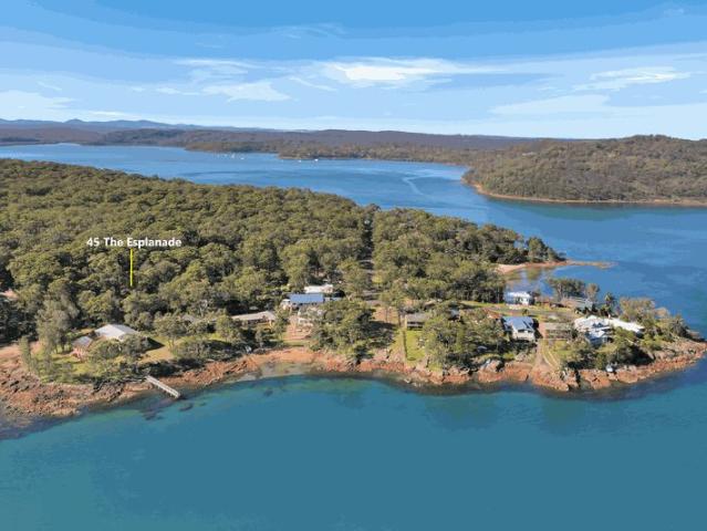 Building Block a Stones Throw to Port Stephens Waterways