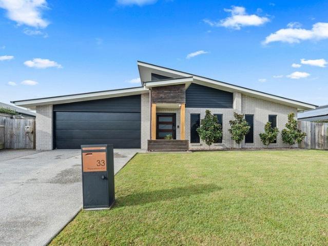BUILT FOR THE WAY FAMILIES LIVE ENTERTAIN AND CONNECT!