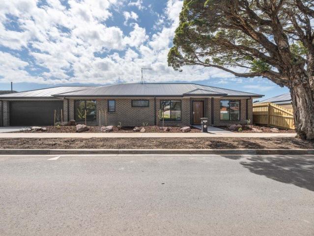 Built New & Ready for You. Right Here in Warragul