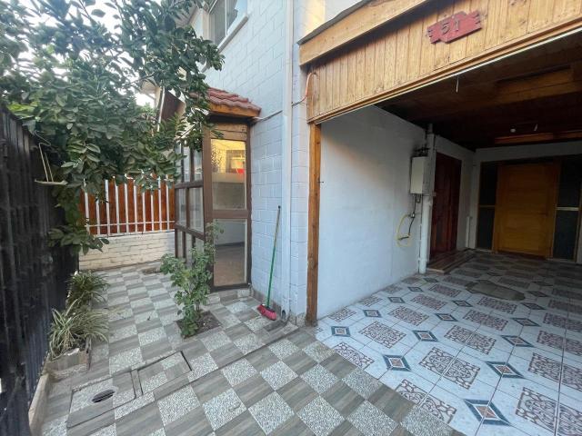 BUIN ARRIENDO CASA CONDOMINIO DOÑA JACINTA CENTRO DE BUIN