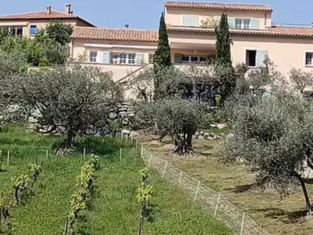 Buis les Baronnies 26170 Achat / Vente maison 7 pièces t7 au dernier étage piscine