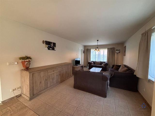 Buisveldstraat 1, 9406 Outer