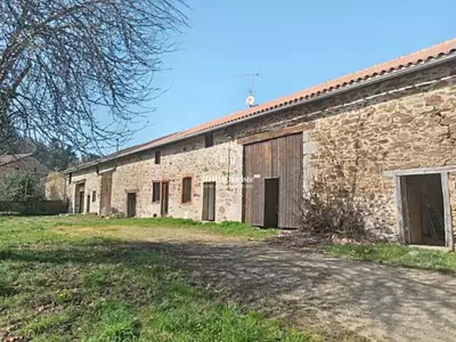 Bujaleuf 87460 Achat / Vente maison 8 pièces t8