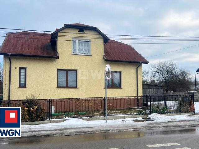 Zadbany dom 150 m2 na dużej działce w Bukownie