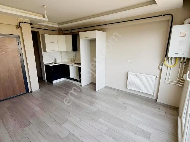 Buluruzdan Edirne Merkez İstasyon Mahallesinde Satılık 1+1 Daire