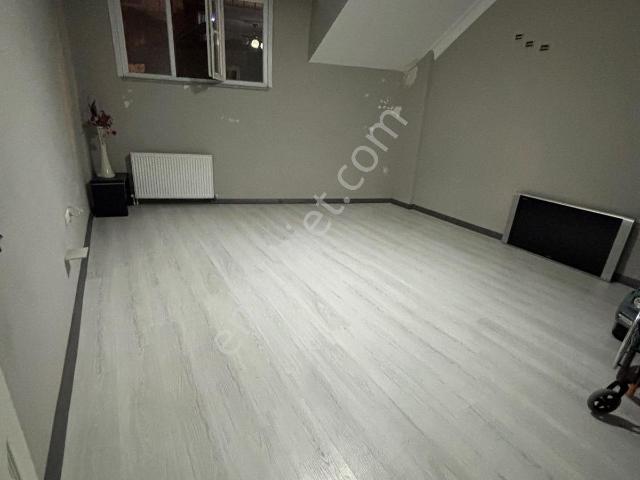 Bulut Durağına 5 Dk. Mesafede Kiralık 2+1 Ebeveyn Banyolu Daire