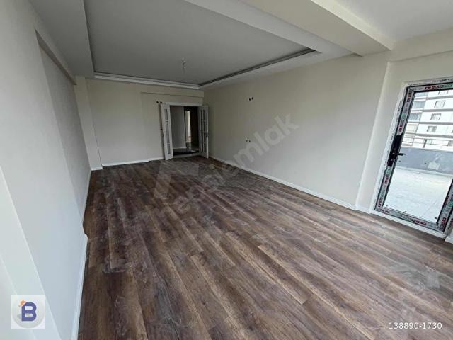 BULUT EMALKTAN HAMAMIN ARKASINDA 3+1 SATILIK DAİRE