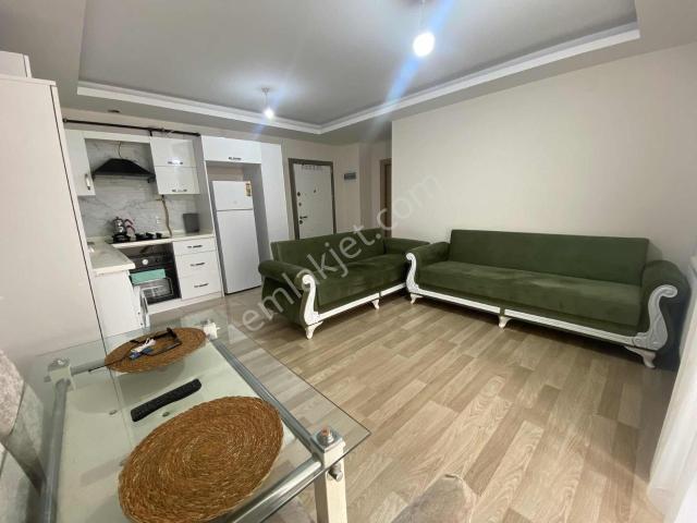 Bulut Emlak Merkezi Konumda Eşyalı Kiracılı Satılık 1+1 Daire