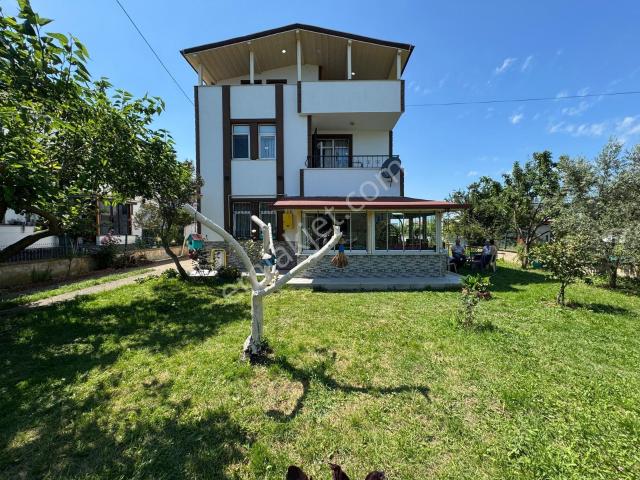 Bulut Emlaktan Anayolun Altı Denize300 M Satılık Triplex Villa