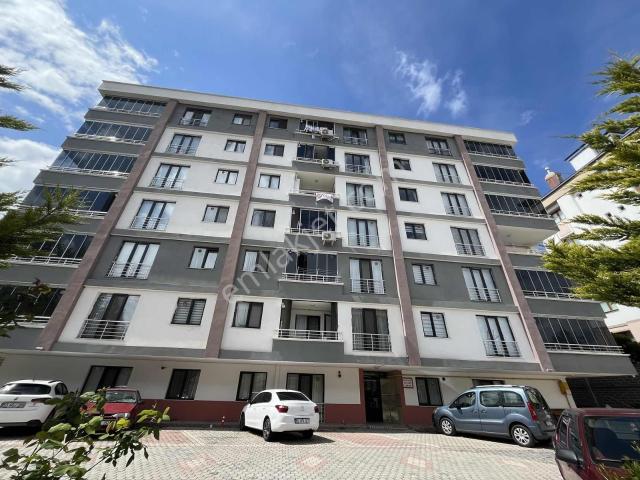 Bulut Emlaktan Araştırma Hastanesine Yakın Konumda Kiralık 2+1