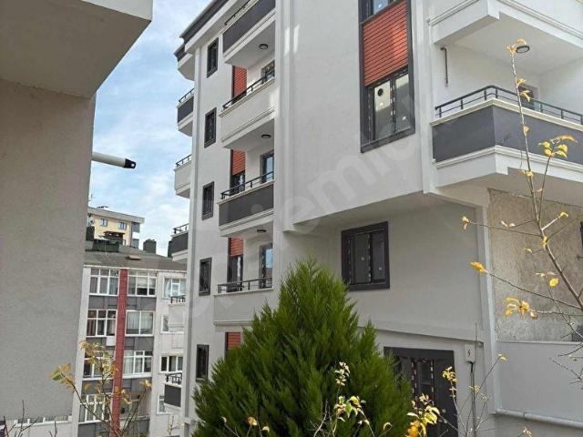 BULUT EMLAKTAN İSTİKLAL MAHALLESİNDE SATILIK 2+1 DAİRE